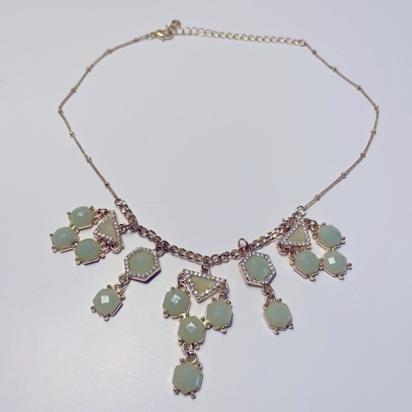 LC LAUREN CONRAD Green/Gold Statement Necklace